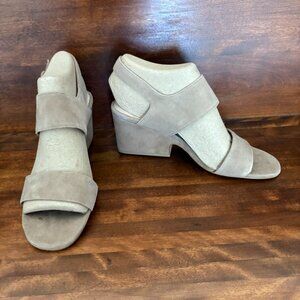 Isola Landra Slingback Sandal, Barley Elegant Chic Women's Size 10